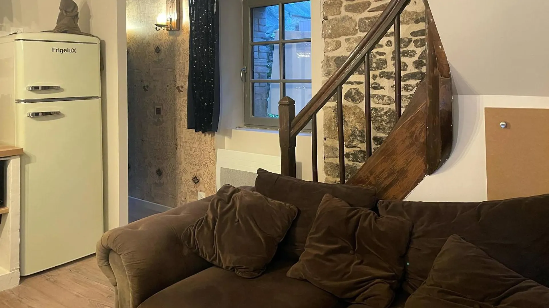 Impasse Des Mysteres - La Maison Des Sorciers Lehon/Dinan Holiday home
