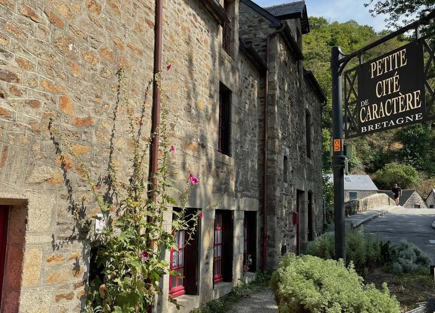 Impasse Des Mysteres - La Maison Des Sorciers Lehon/Dinan Dinan