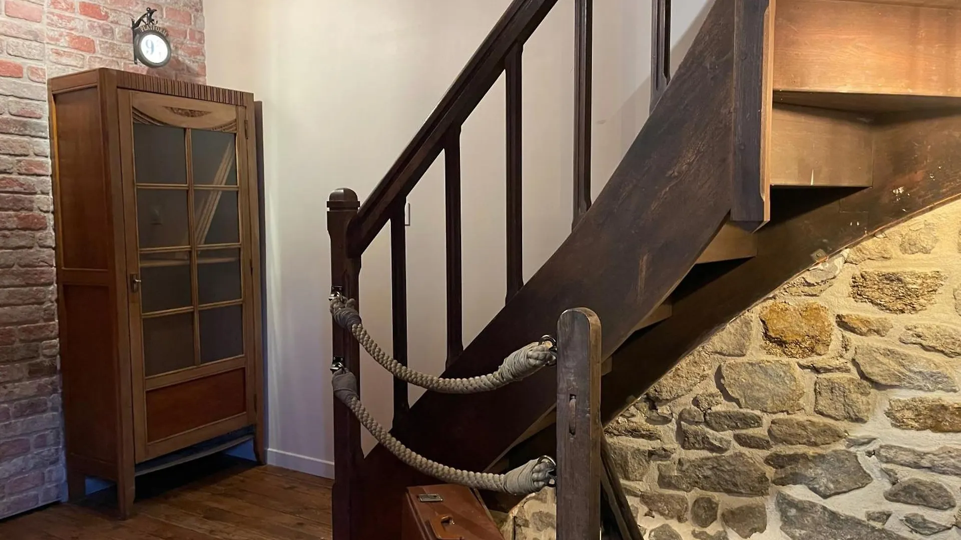 Impasse Des Mysteres - La Maison Des Sorciers Lehon/Dinan Dinan